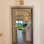 Guesthost - Amazing Sea View Flat With Swimming Pool! Appartamento