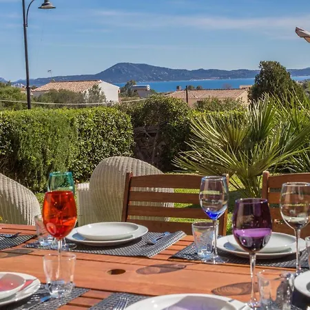 Amazing Sea View Flat With Swimming Pool! Apartman