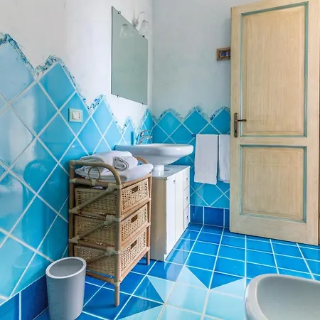 Amazing Sea View Flat With Swimming Pool! *