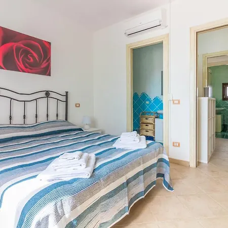 Appartamento Guesthost - Amazing Sea View Flat With Swimming Pool!