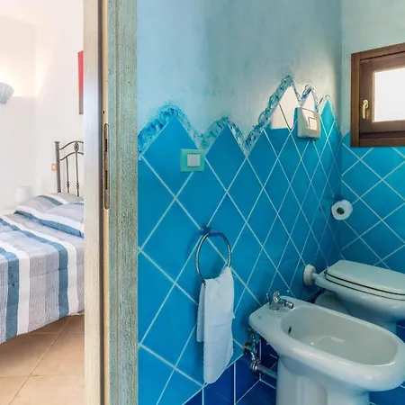 Guesthost - Amazing Sea View Flat With Swimming Pool! *