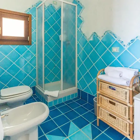 Guesthost - Amazing Sea View Flat With Swimming Pool! *