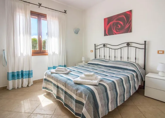 Guesthost - Amazing Sea View Flat With Swimming Pool! Lägenhet *