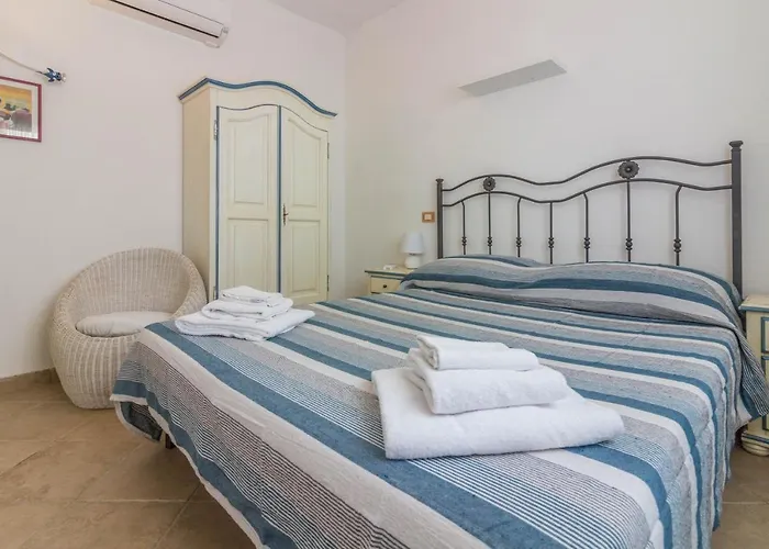 Guesthost - Amazing Sea View Flat With Swimming Pool! Appartamento *